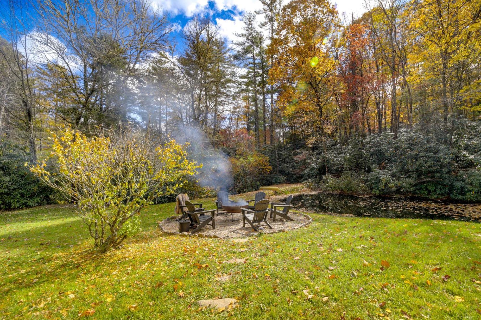 Enchanting Highlands Cottage With Pond And Falls! 外观 照片